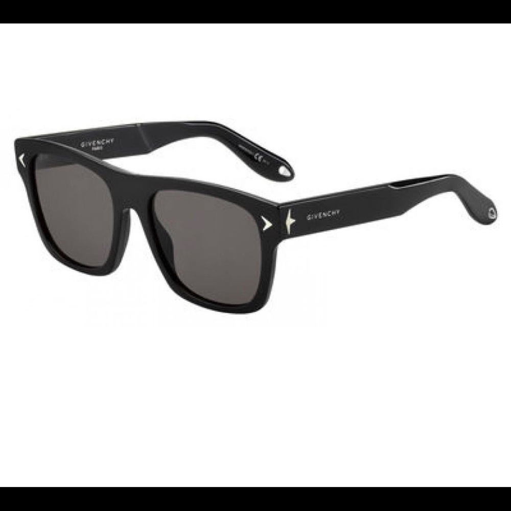 Givenchy Black Sunglasses / As seen on Kim K